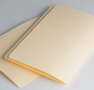avery-88055-buff-manilla-folder